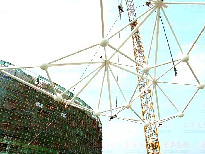 中卫体育馆网架安装